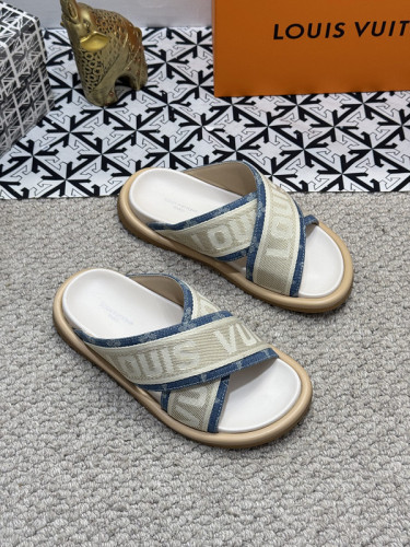 LV women Sandals 1：1 Quality-961