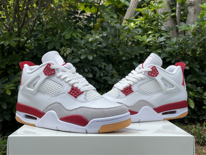 Authentic Nike SB x Jordan Air Jordan 4 “Varsity Red”