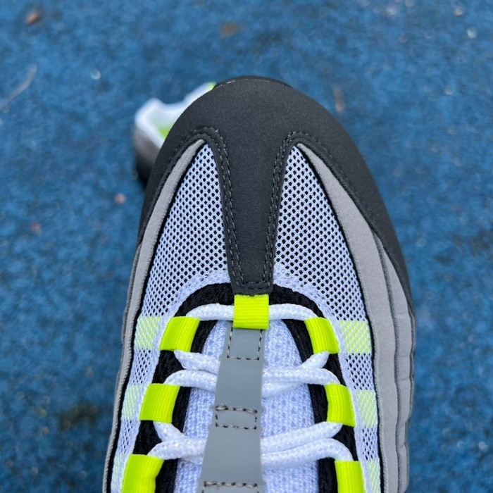 Authentic Nike Air Max 95 OG Neon  CT1689-001