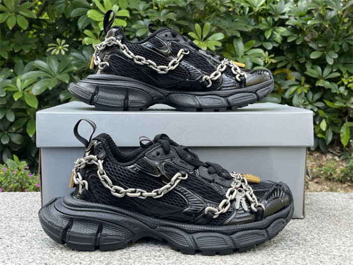 B 17FW Tripe-S High End Sneaker-642