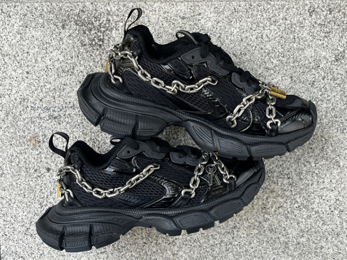 B 17FW Tripe-S High End Sneaker-642