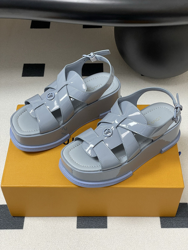 LV women Sandals 1：1 Quality-980