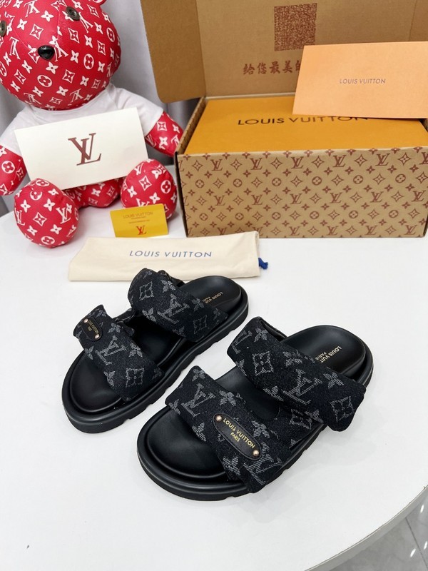 LV women Sandals 1：1 Quality-1044