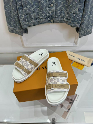 LV women Sandals 1：1 Quality-1037