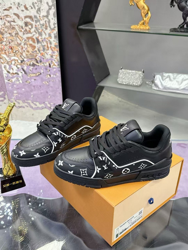 Super Max LV Shoes-3599