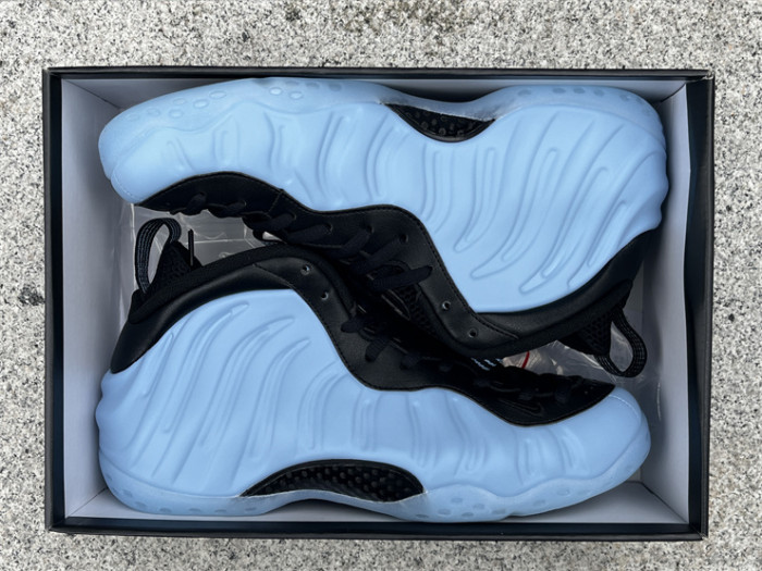 Authentic Nike Air Foamposite One  Psychic Blue
