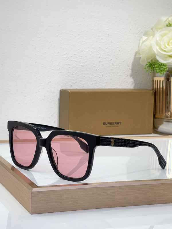 Burberry Sunglasses AAAA-2989