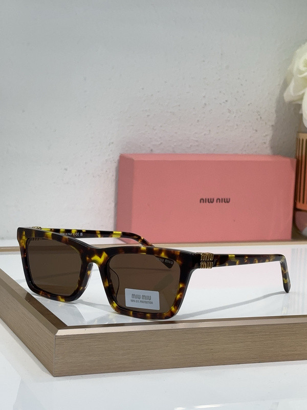 Miu Miu Sunglasses AAAA-1767