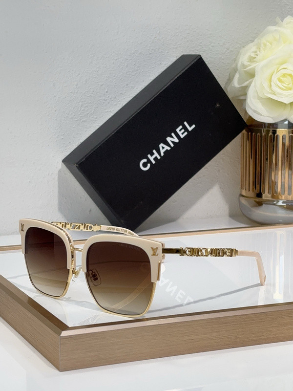 CHNL Sunglasses AAAA-5176