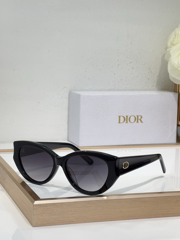 Dior Sunglasses AAAA-3524