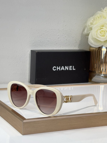 CHNL Sunglasses AAAA-5135