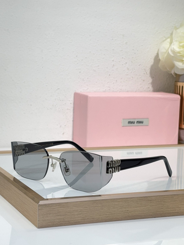 Miu Miu Sunglasses AAAA-1739