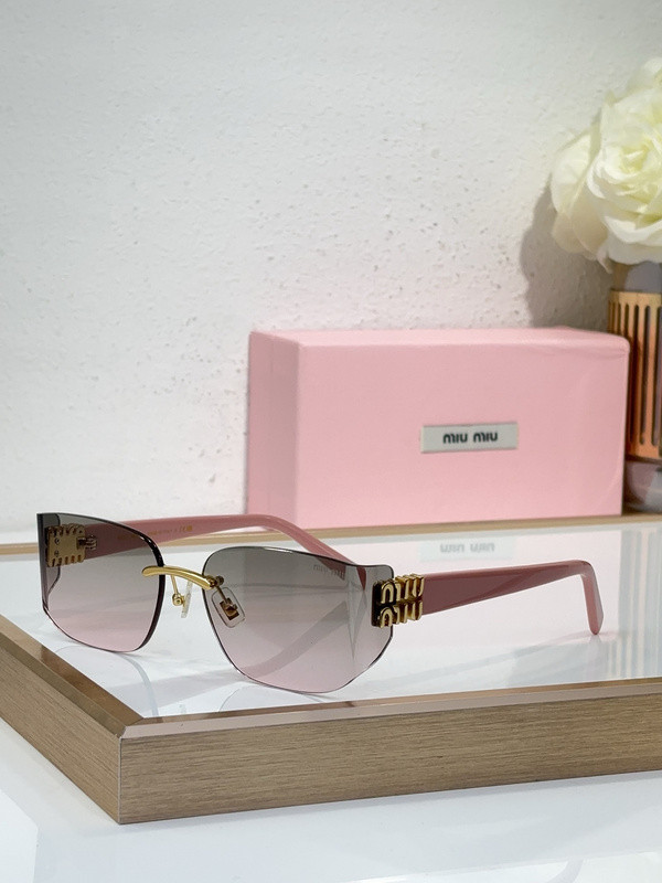Miu Miu Sunglasses AAAA-1740