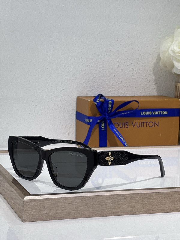 LV Sunglasses AAAA-5684
