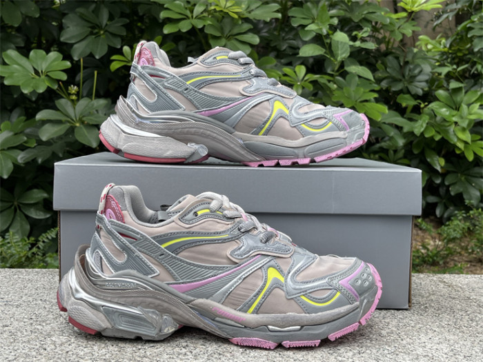 B 17FW Tripe-S High End Sneaker-651