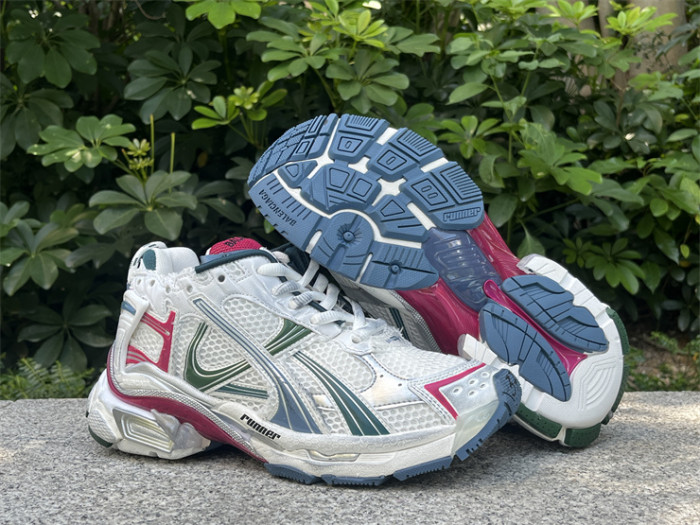 B 17FW Tripe-S High End Sneaker-652