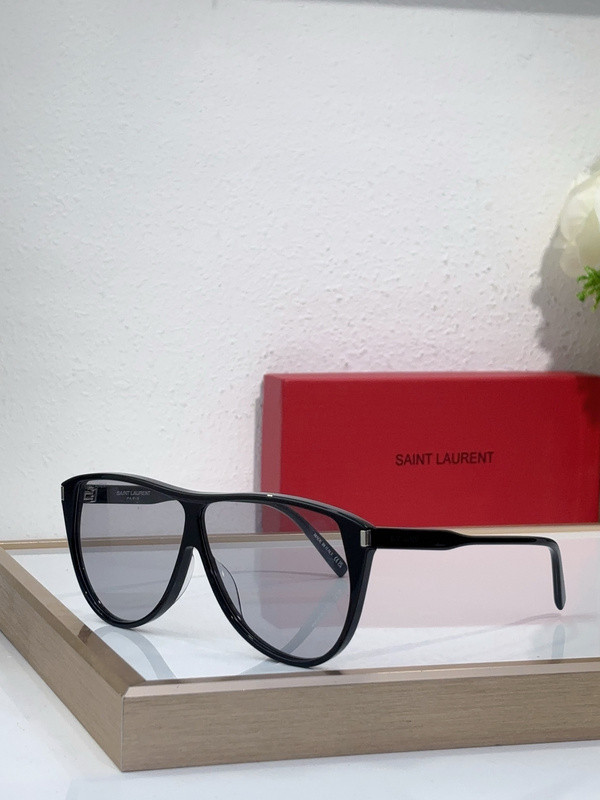 YL  Sunglasses AAAA-1168