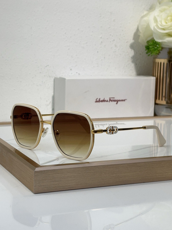Ferragamo Sunglasses AAAA-990