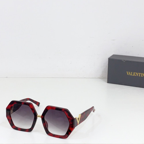 V Sunglasses AAAA-635