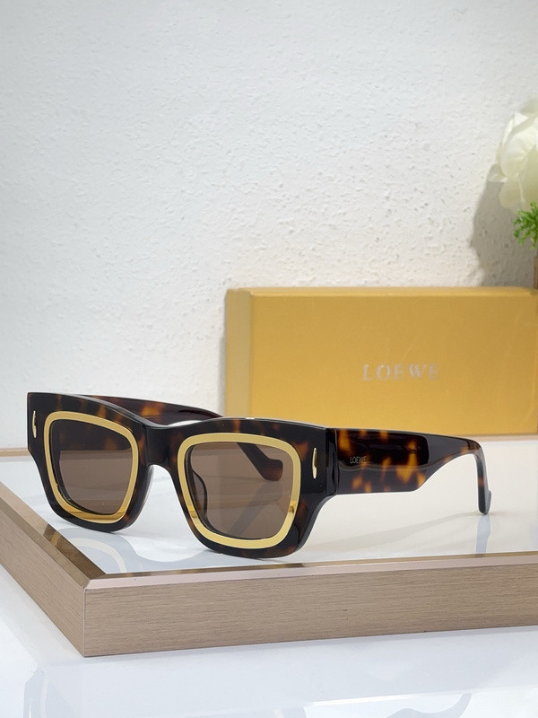 Loewe Sunglasses AAAA-772