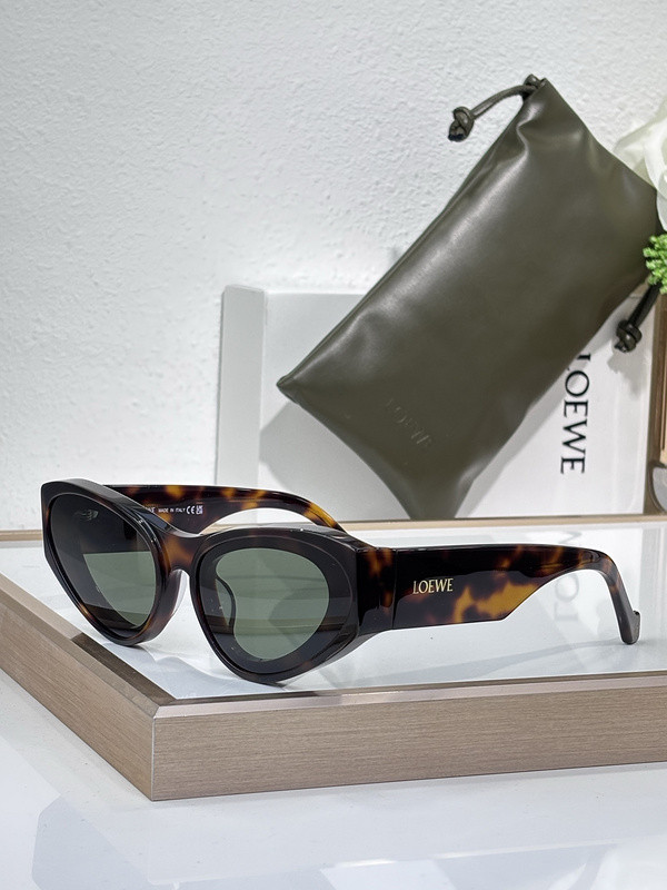 Loewe Sunglasses AAAA-891