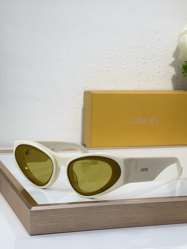 Loewe Sunglasses AAAA-820