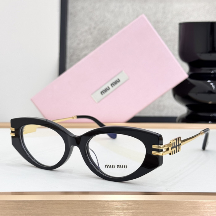 Miu Miu Sunglasses AAAA-1904