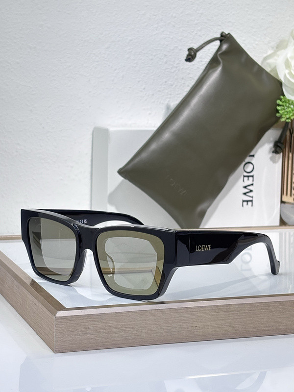 Loewe Sunglasses AAAA-882