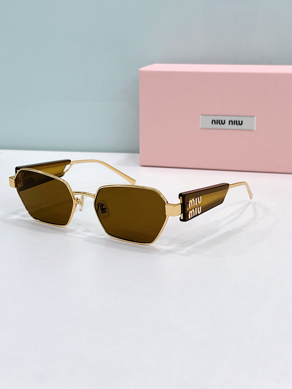 Miu Miu Sunglasses AAAA-1952
