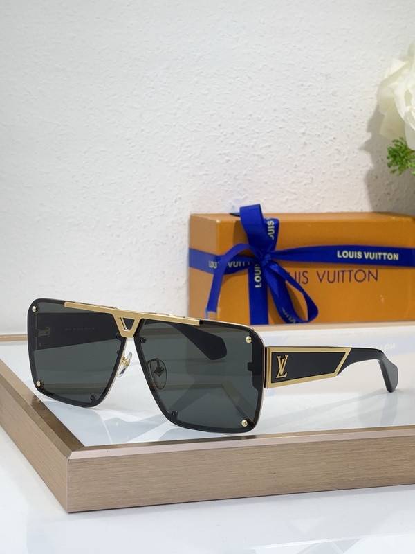 LV Sunglasses AAAA-6105
