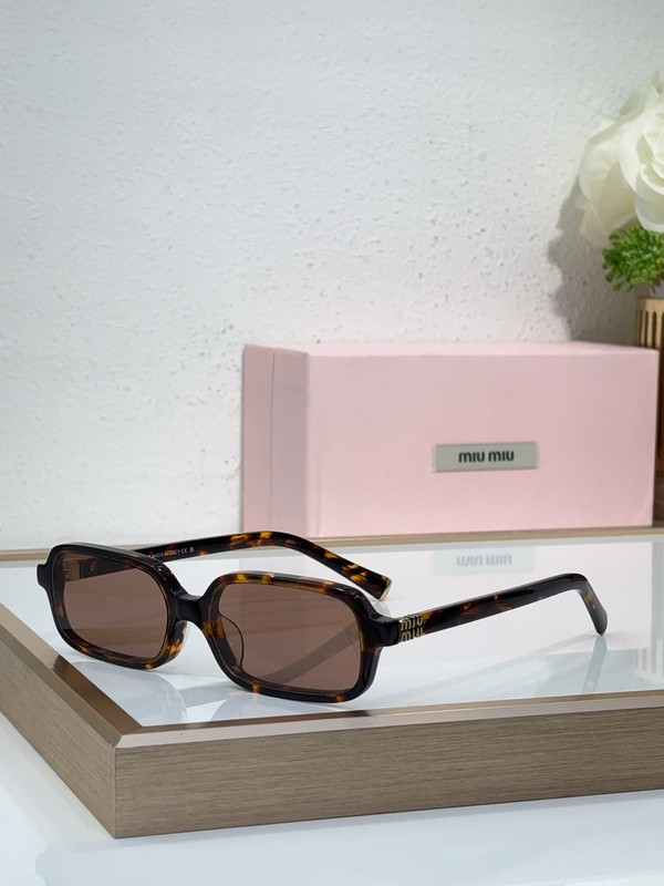 Miu Miu Sunglasses AAAA-1965