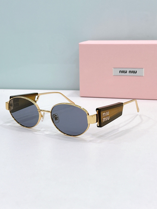 Miu Miu Sunglasses AAAA-1957