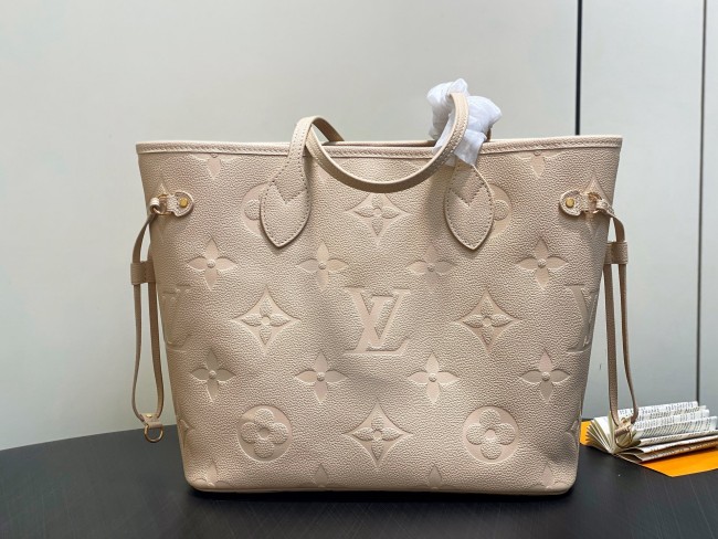LV High End Quality Bag-2372