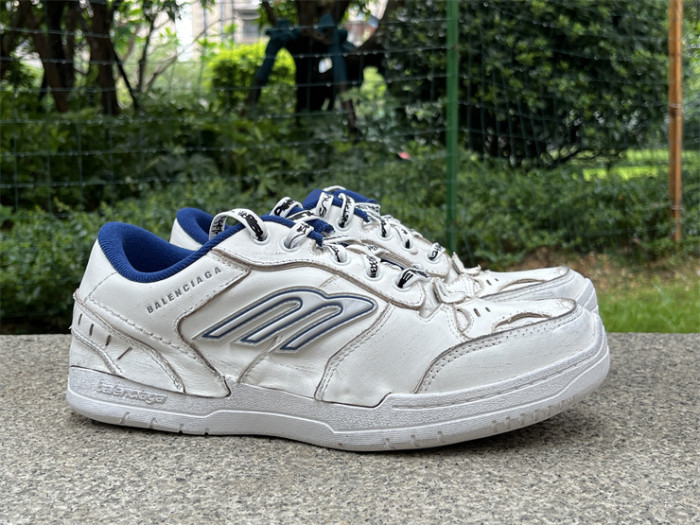 B 17FW Tripe-S High End Sneaker-656