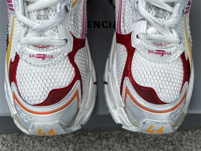 B 17FW Tripe-S High End Sneaker-658