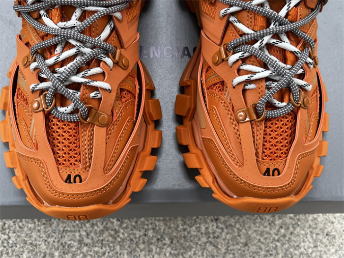 B 17FW Tripe-S High End Sneaker-661