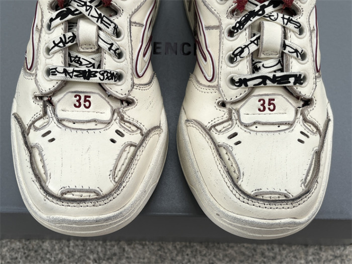 B 17FW Tripe-S High End Sneaker-660