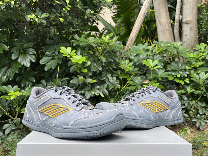 B 17FW Tripe-S High End Sneaker-662