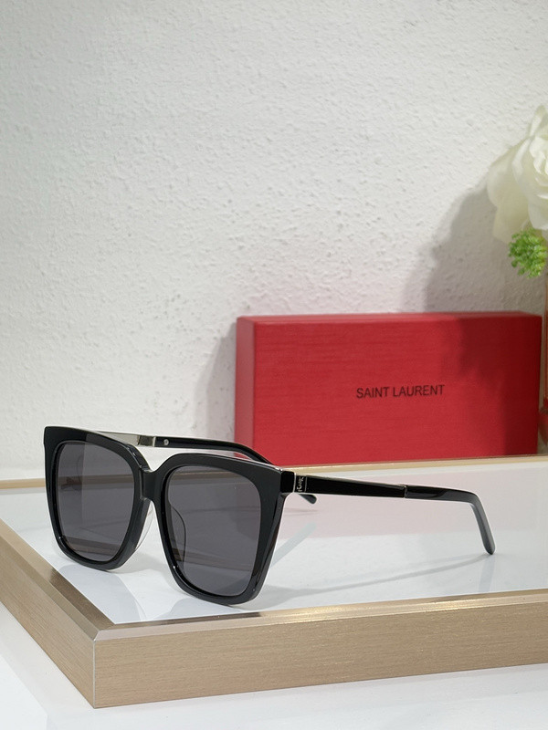 YL  Sunglasses AAAA-1342