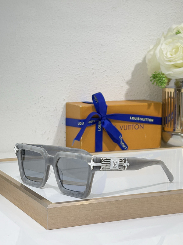 LV Sunglasses AAAA-6551