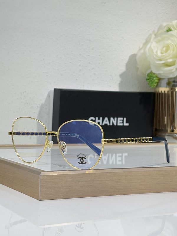 CHNL Sunglasses AAAA-5544