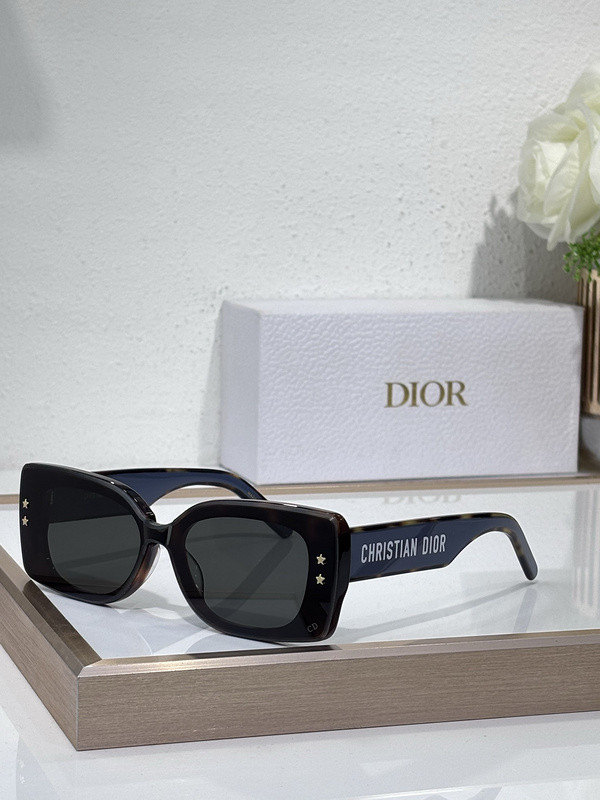 Dior Sunglasses AAAA-3698