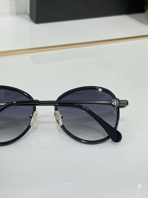 CHNL Sunglasses AAAA-5580