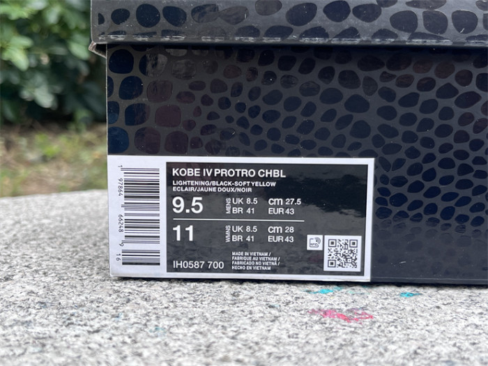 Authentic Nike Kobe 4 Protro CHBL