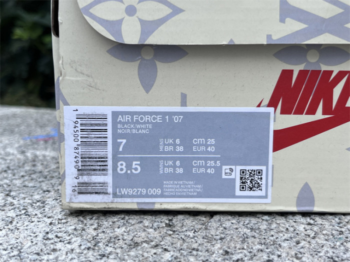 Authentic Nike Air Force-016
