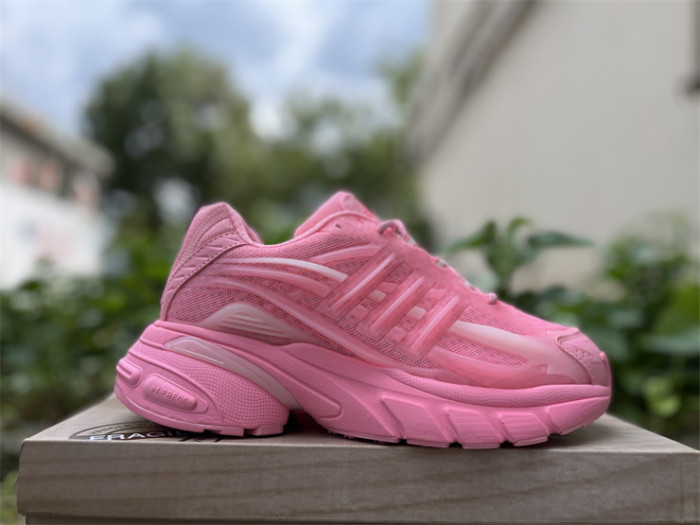 Pharrell Willams x AD Jellyfish-014