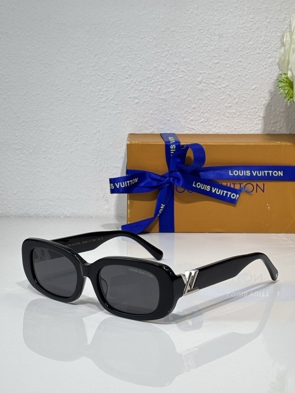 LV Sunglasses AAAA-6799