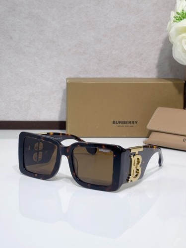 Burberry Sunglasses AAAA-3320