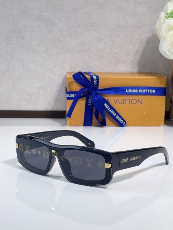 LV Sunglasses AAAA-6737