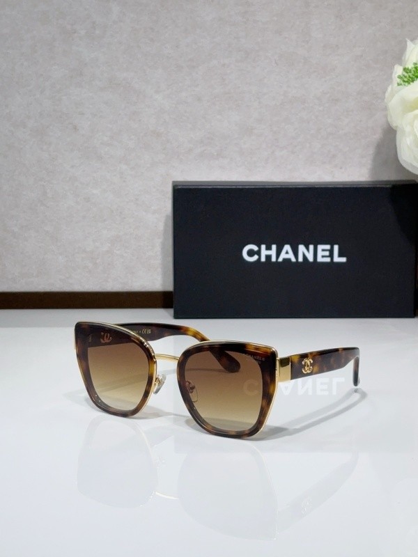 CHNL Sunglasses AAAA-5731